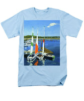 Chatham Harbor Boats Chatham Cape Cod Massachusetts - Men's T-Shirt  (Regular Fit)