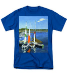 Chatham Harbor Boats Chatham Cape Cod Massachusetts - Men's T-Shirt  (Regular Fit)