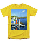Chatham Harbor Boats Chatham Cape Cod Massachusetts - Men's T-Shirt  (Regular Fit)