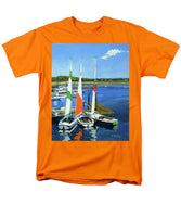 Chatham Harbor Boats Chatham Cape Cod Massachusetts - Men's T-Shirt  (Regular Fit)