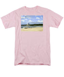 Easton's Beach Newport Rhode Island - Men's T-Shirt  (Regular Fit)