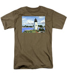 Goat Island Lighthouse Newport Rhode Island - Men's T-Shirt  (Regular Fit)