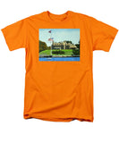 New York Yacht Club Newport Rhode Island - Men's T-Shirt  (Regular Fit)