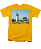 Race Point Lighthouse Provincetown Cape Cod Massachusetts - Men's T-Shirt  (Regular Fit)