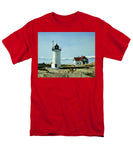 Race Point Lighthouse Provincetown Cape Cod Massachusetts - Men's T-Shirt  (Regular Fit)