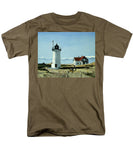 Race Point Lighthouse Provincetown Cape Cod Massachusetts - Men's T-Shirt  (Regular Fit)