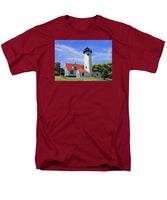 West Chop Lighthouse Martha's Vineyard Massachusetts - Men's T-Shirt  (Regular Fit)