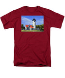 West Chop Lighthouse Martha's Vineyard Massachusetts - Men's T-Shirt  (Regular Fit)
