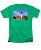 West Chop Lighthouse Martha's Vineyard Massachusetts - Men's T-Shirt  (Regular Fit)