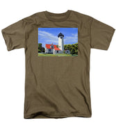 West Chop Lighthouse Martha's Vineyard Massachusetts - Men's T-Shirt  (Regular Fit)