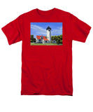 West Chop Lighthouse Martha's Vineyard Massachusetts - Men's T-Shirt  (Regular Fit)