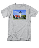 West Chop Lighthouse Martha's Vineyard Massachusetts - Men's T-Shirt  (Regular Fit)