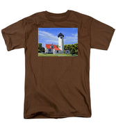 West Chop Lighthouse Martha's Vineyard Massachusetts - Men's T-Shirt  (Regular Fit)