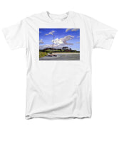 Bailey's Beach Newport Rhode Island - Men's T-Shirt  (Regular Fit)