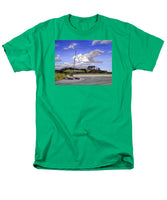 Bailey's Beach Newport Rhode Island - Men's T-Shirt  (Regular Fit)