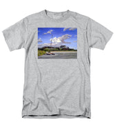 Bailey's Beach Newport Rhode Island - Men's T-Shirt  (Regular Fit)