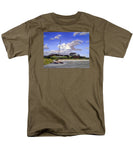 Bailey's Beach Newport Rhode Island - Men's T-Shirt  (Regular Fit)