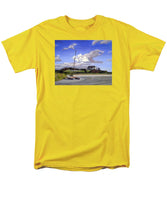 Bailey's Beach Newport Rhode Island - Men's T-Shirt  (Regular Fit)