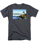 Castle Hill Lighthouse Newport Rhode Island - Men's T-Shirt  (Regular Fit)