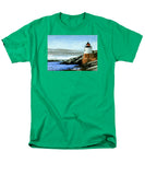 Castle Hill Lighthouse Newport Rhode Island - Men's T-Shirt  (Regular Fit)