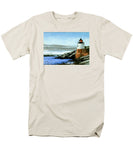 Castle Hill Lighthouse Newport Rhode Island - Men's T-Shirt  (Regular Fit)