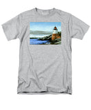 Castle Hill Lighthouse Newport Rhode Island - Men's T-Shirt  (Regular Fit)