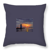 Goat Island Lighthouse Newport Rhode Island - Throw Pillow