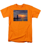 Goat Island Lighthouse Newport Rhode Island - Men's T-Shirt  (Regular Fit)