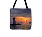 Goat Island Lighthouse Newport Rhode Island - Tote Bag