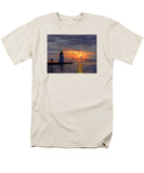 Goat Island Lighthouse Newport Rhode Island - Men's T-Shirt  (Regular Fit)