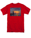 Goat Island Lighthouse Newport Rhode Island - Men's T-Shirt  (Regular Fit)