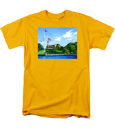 New York Yacht Club Newport Rhode Island - Men's T-Shirt  (Regular Fit)