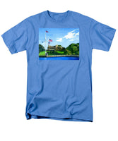 New York Yacht Club Newport Rhode Island - Men's T-Shirt  (Regular Fit)