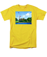 New York Yacht Club Newport Rhode Island - Men's T-Shirt  (Regular Fit)