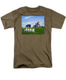 Castle Hill Inn Newport Rhode Island - Men's T-Shirt  (Regular Fit)