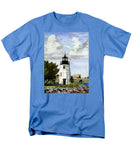 Goat Island Lighthouse Newport Rhode Island - Men's T-Shirt  (Regular Fit)