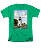 Goat Island Lighthouse Newport Rhode Island - Men's T-Shirt  (Regular Fit)