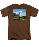 Castle Hill Inn Newport Rhode Island - Men's T-Shirt  (Regular Fit)