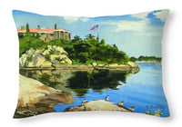 Beacon Rock Brenton Cove Newport Rhode Island - Throw Pillow