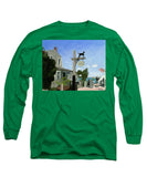Black Dog Tavern Martha's Vineyard Massachusetts - Long Sleeve T-Shirt