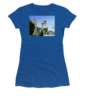 Black Dog Tavern Martha's Vineyard Massachusetts - Women's T-Shirt