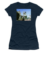 Black Dog Tavern Martha's Vineyard Massachusetts - Women's T-Shirt