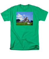 Castle Hill Inn Newport Rhode Island - Men's T-Shirt  (Regular Fit)