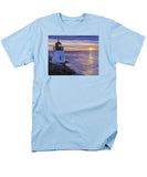Castle Hill Lighthouse Newport Rhode Island - Men's T-Shirt  (Regular Fit)