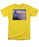 Castle Hill Lighthouse Newport Rhode Island - Men's T-Shirt  (Regular Fit)