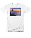 Castle Hill Lighthouse Newport Rhode Island - Men's T-Shirt  (Regular Fit)