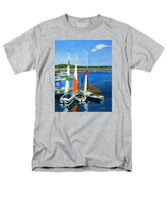 Chatham Harbor Boats Chatham Cape Cod Massachusetts - Men's T-Shirt  (Regular Fit)