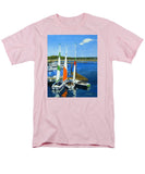 Chatham Harbor Boats Chatham Cape Cod Massachusetts - Men's T-Shirt  (Regular Fit)