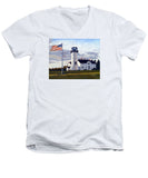 Chatham Lighthouse Cape Cod Massachusetts - Men's V-Neck T-Shirt