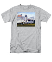 Chatham Lighthouse Cape Cod Massachusetts - Men's T-Shirt  (Regular Fit)